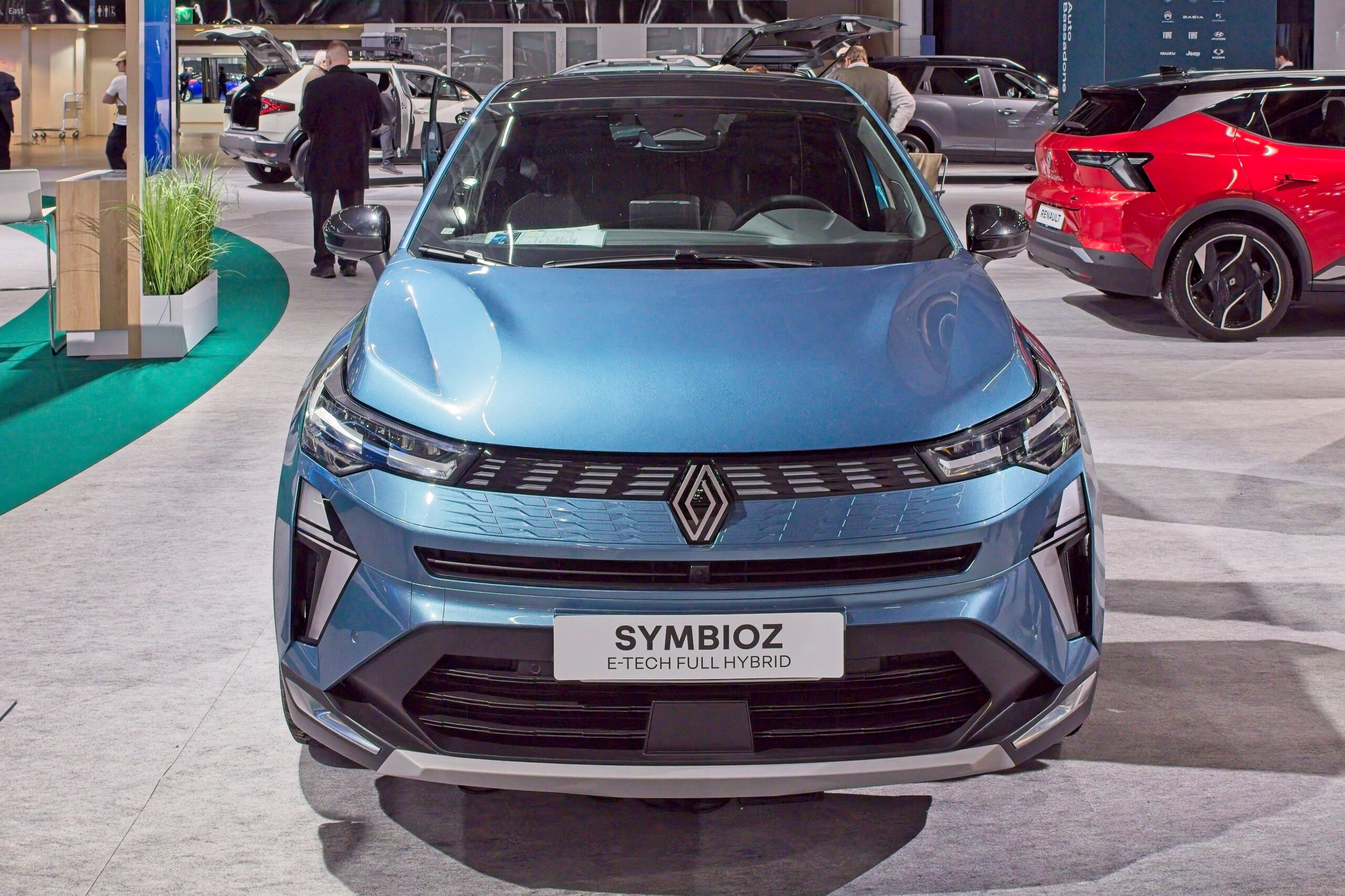 Renault Symbioz: Όλα όσα πρέπει να γνωρίζετε για το νέο SUV της Renault στην Ελλάδα