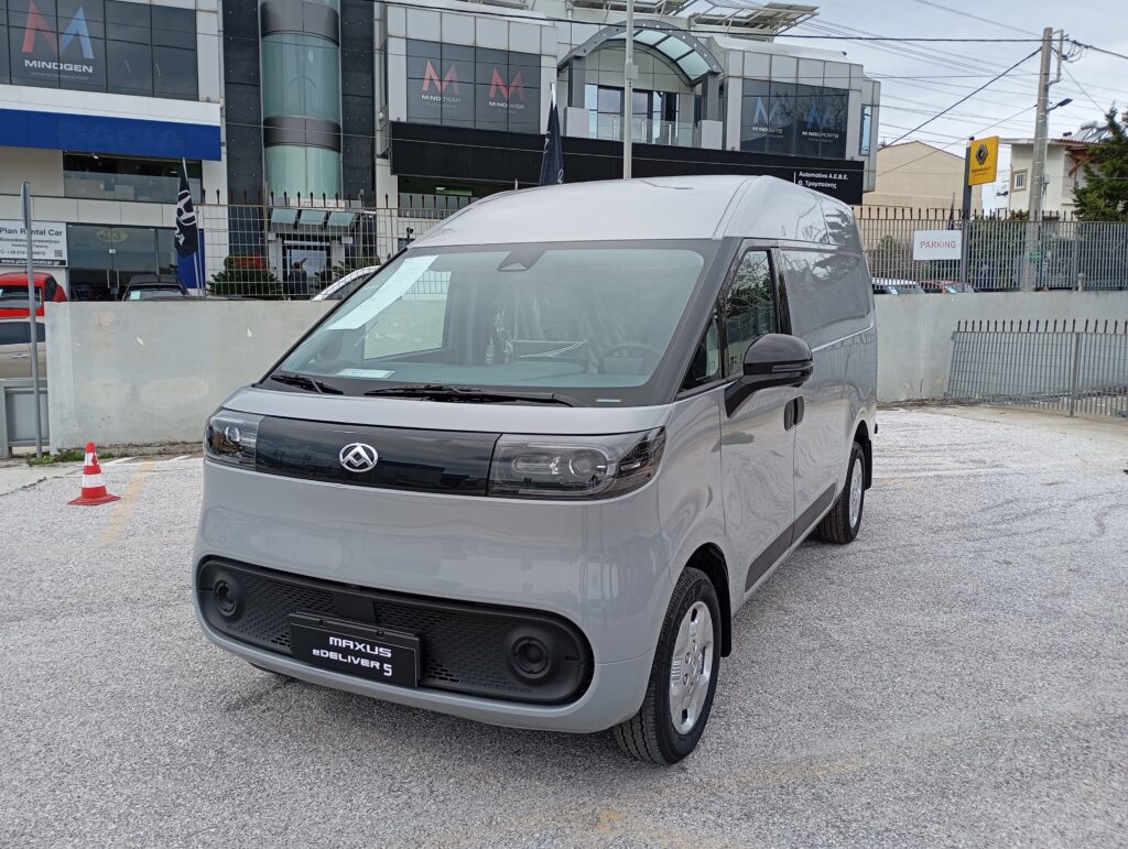 MAXUS eDeliver5 64kwh  FWD L1H2 Single Sliding Door Base+